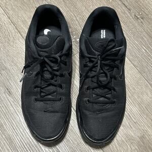 Nike Air Max /Black/Size 10.5